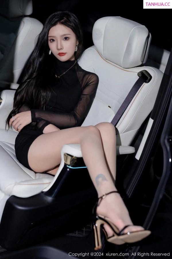 宋七七 宋-KiKi [XiuRen]高清写真图 2024.01.11 No.7942 七七kiko 丝袜美腿第7张图片